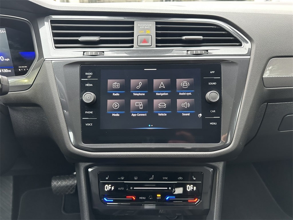 2022 Volkswagen Tiguan SE 14