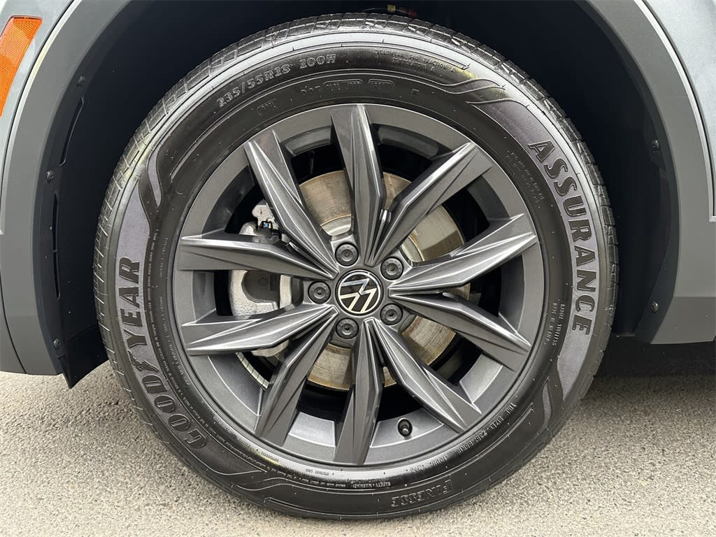 2022 Volkswagen Tiguan SE 8