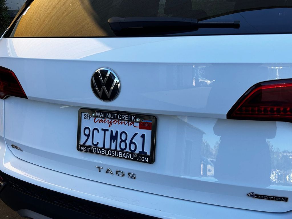 Thumbnail: 2022 Volkswagen Taos - 7