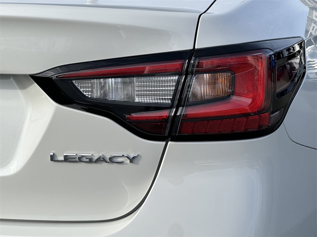 2025 Subaru Legacy Premium 19