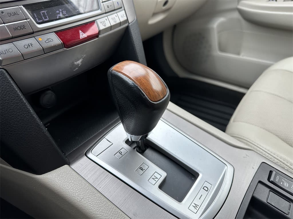 Thumbnail: 2014 Subaru Outback - 14