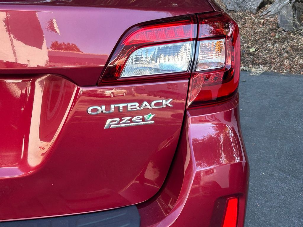 Thumbnail: 2016 Subaru Outback - 20