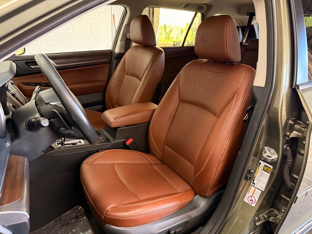 Thumbnail: 2019 Subaru Outback - 10