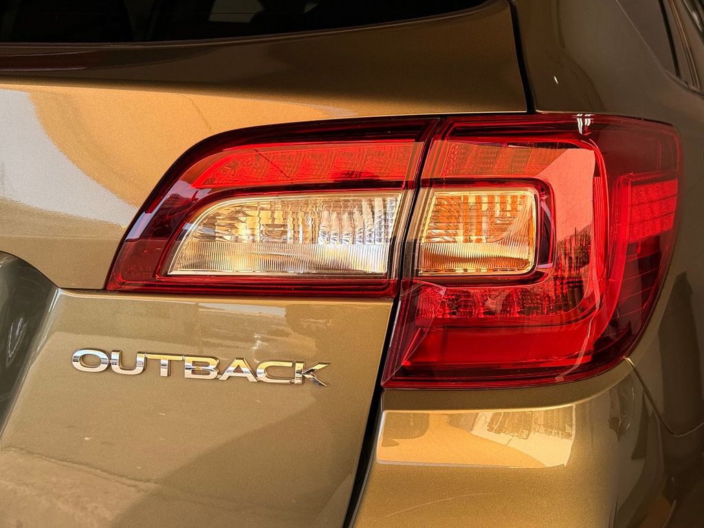 Thumbnail: 2019 Subaru Outback - 20