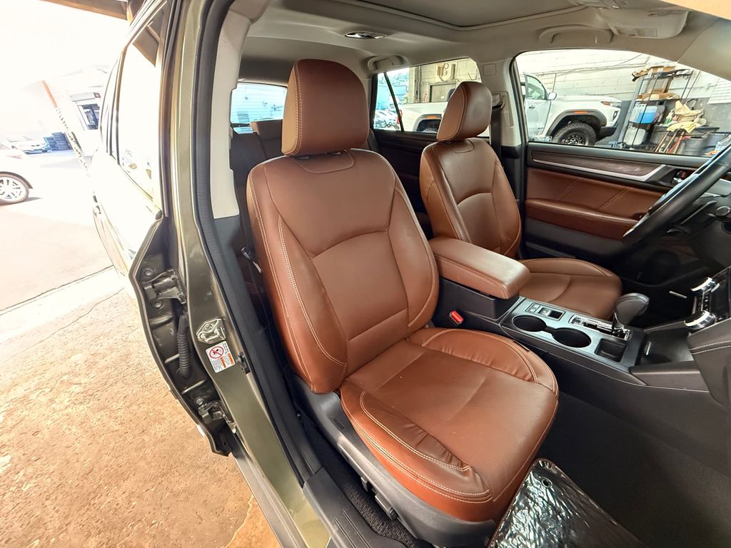 Thumbnail: 2019 Subaru Outback - 11