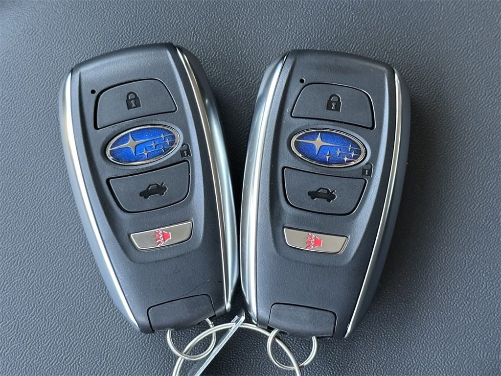 2025 Subaru Outback Premium 17