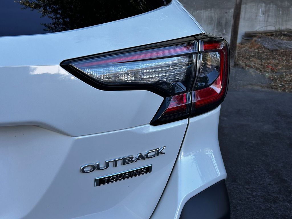 Thumbnail: 2020 Subaru Outback - 18
