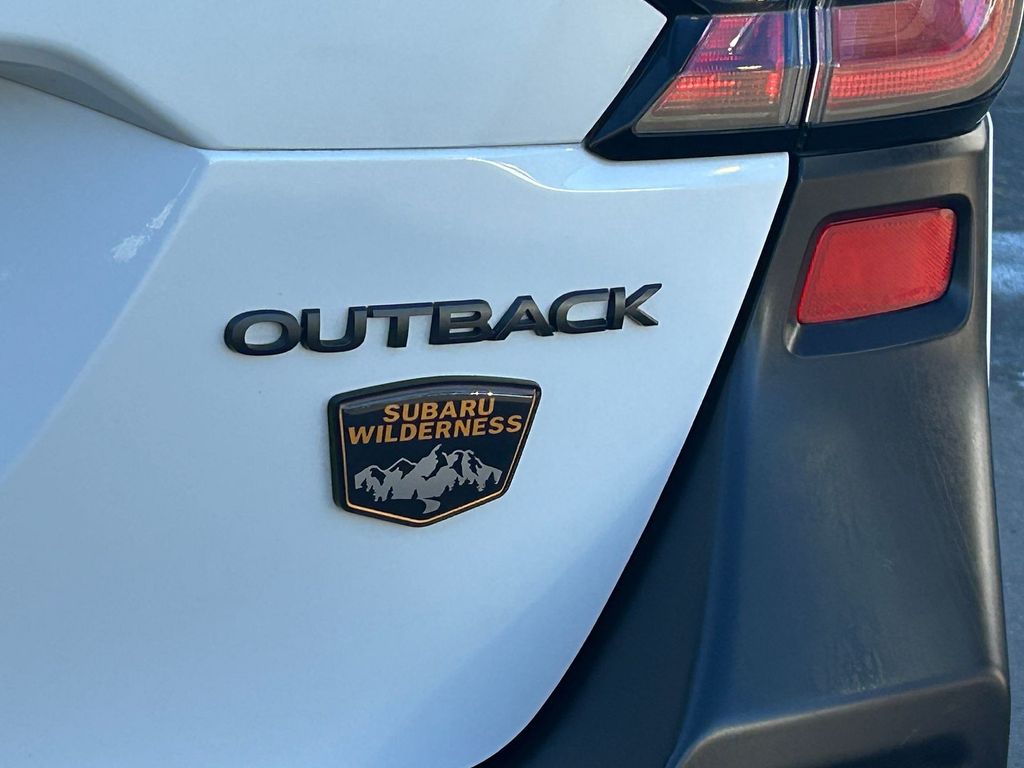 Thumbnail: 2022 Subaru Outback - 7