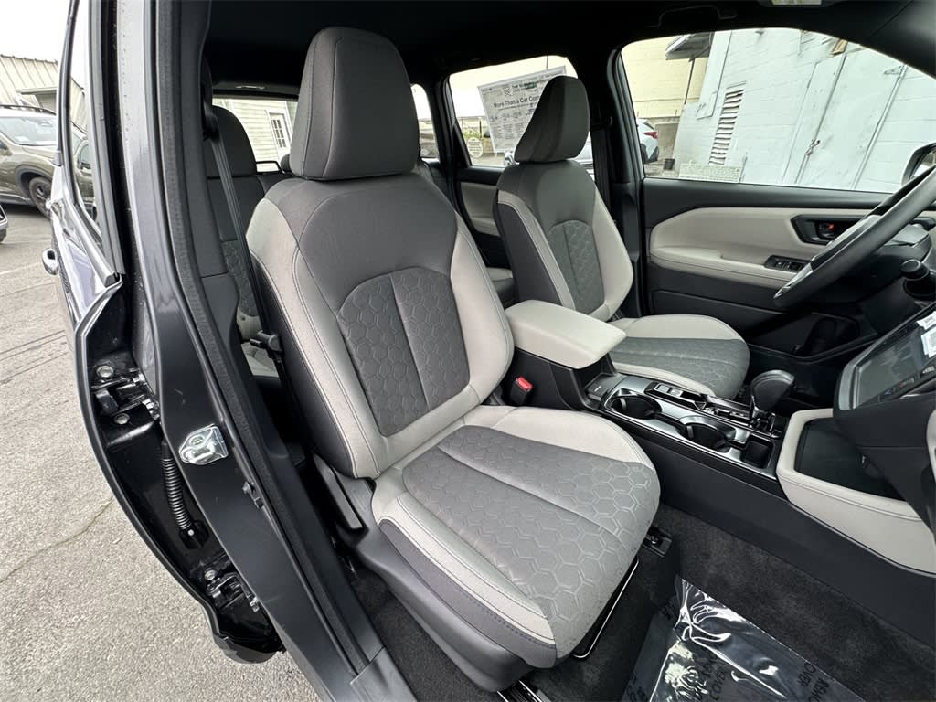 Thumbnail: 2026 Subaru Forester - 11