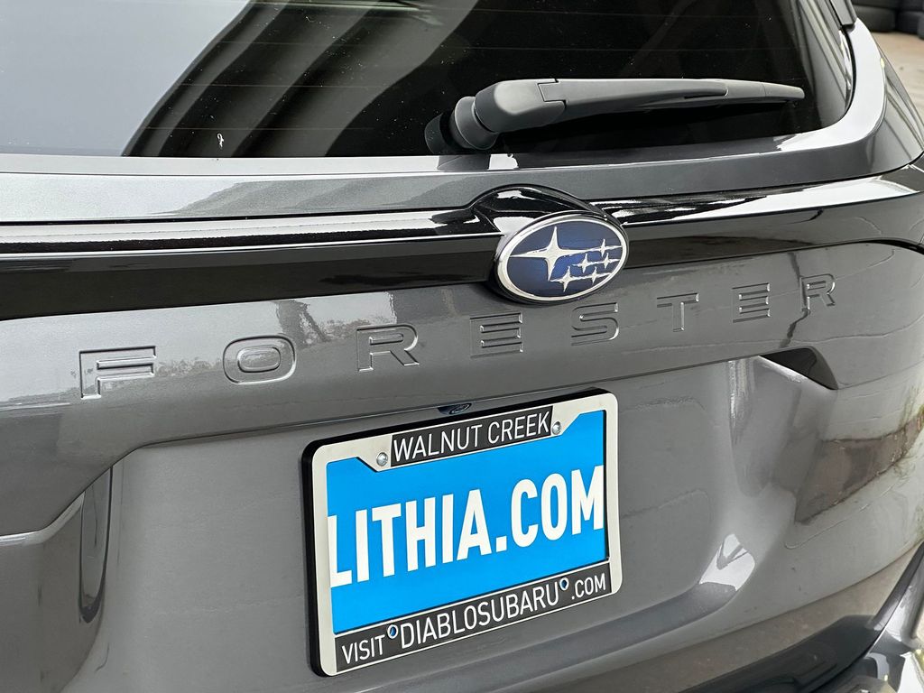 2026 Subaru Forester Premium - Photo 7