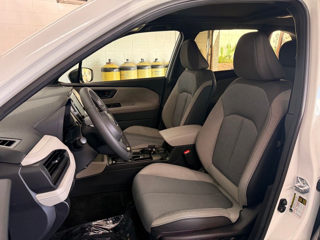Thumbnail: 2026 Subaru Forester - 11