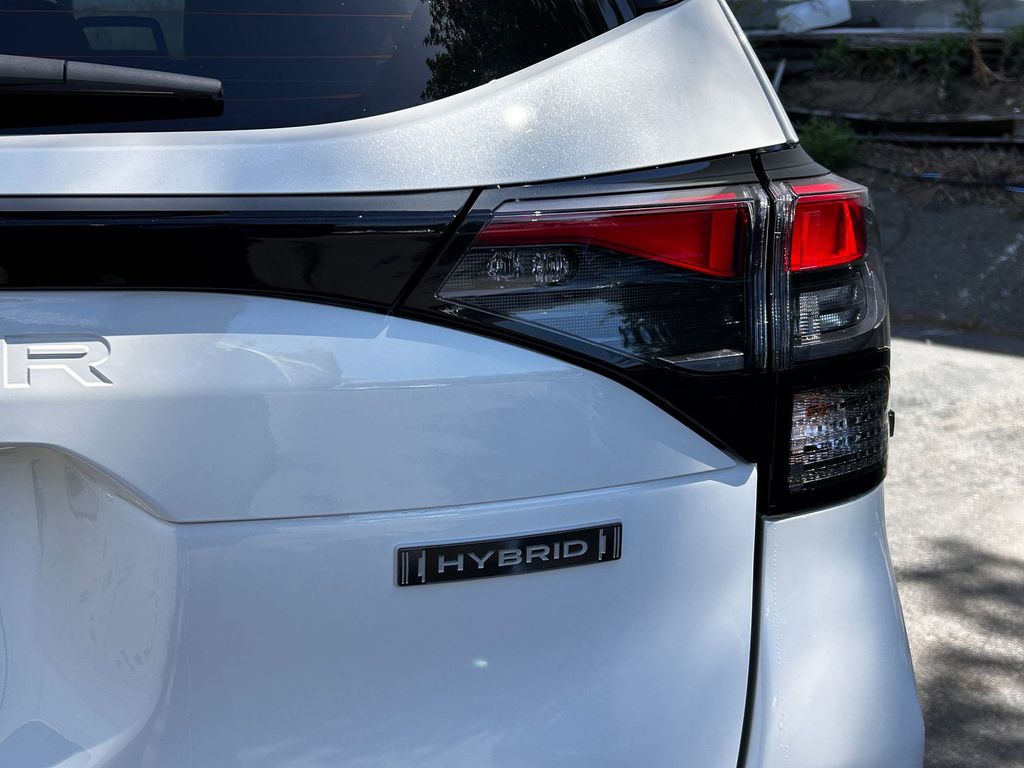 Thumbnail: 2026 Subaru Forester - 18