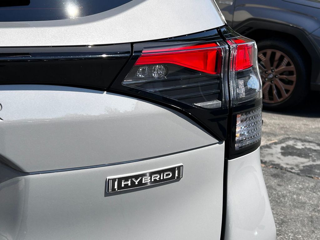 Thumbnail: 2026 Subaru Forester - 18