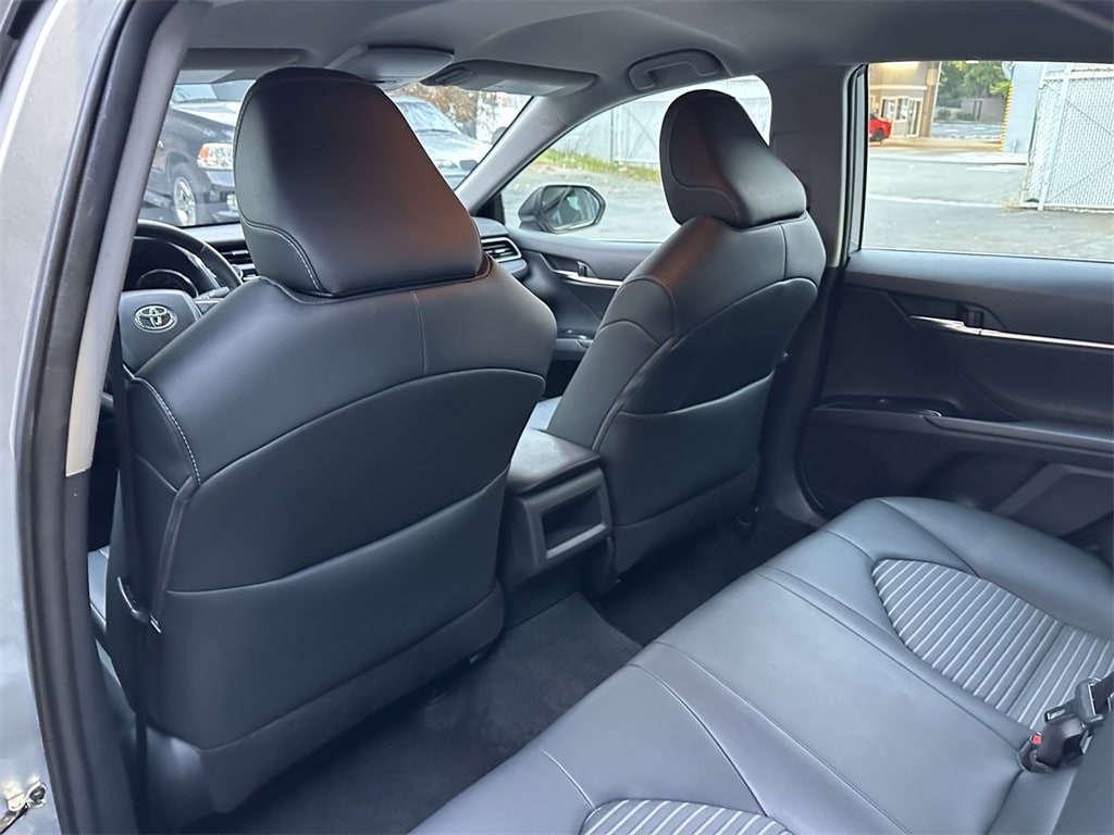 Thumbnail: 2019 Toyota Camry - 13