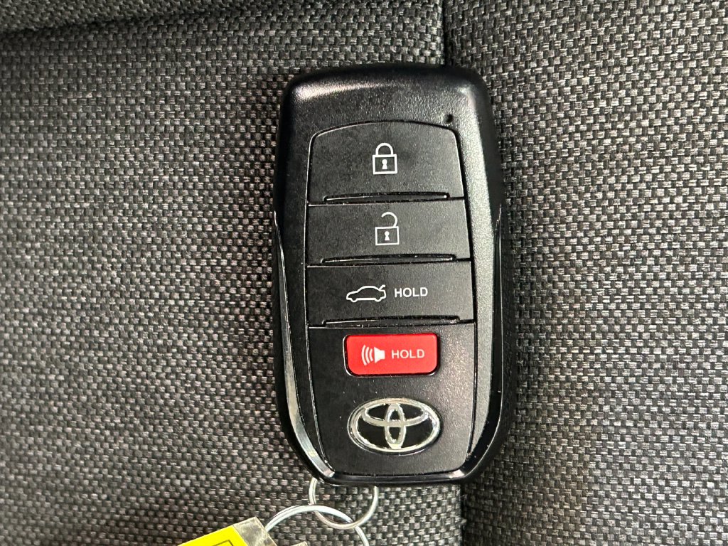 Thumbnail: 2025 Toyota Camry - 17
