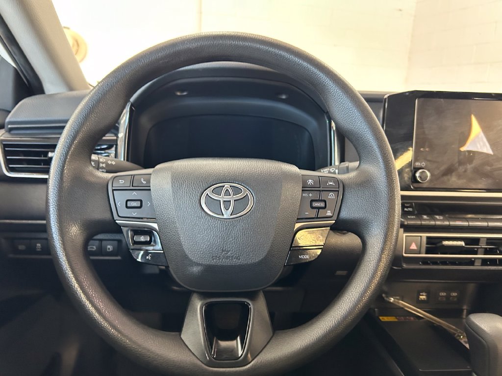 Thumbnail: 2025 Toyota Camry - 12