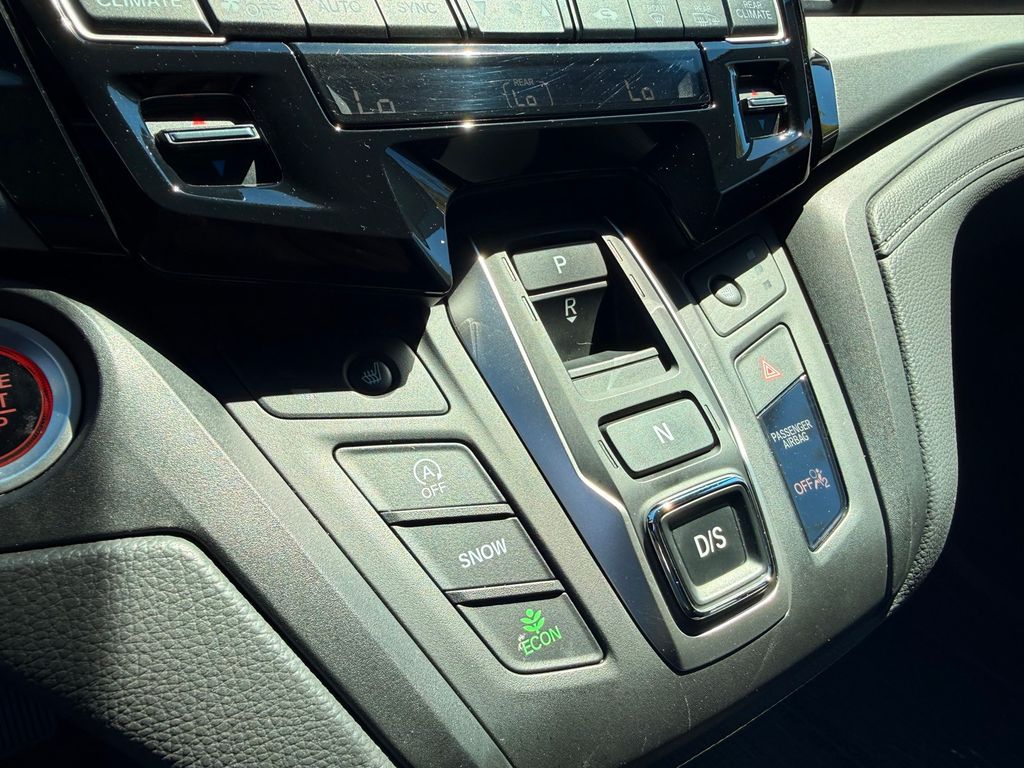 Thumbnail: 2024 Honda Odyssey - 15