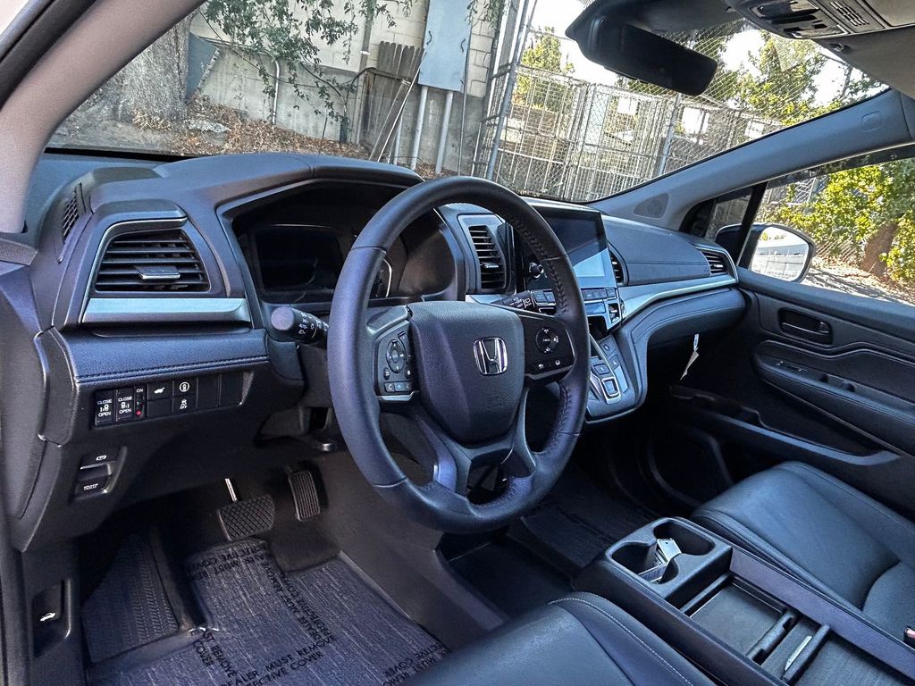 Thumbnail: 2024 Honda Odyssey - 2