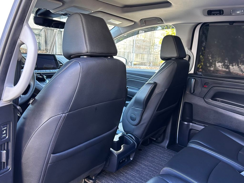 Thumbnail: 2024 Honda Odyssey - 12
