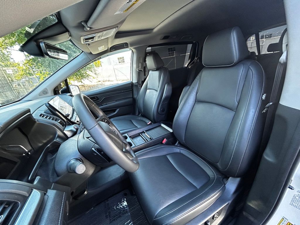 Thumbnail: 2024 Honda Odyssey - 10