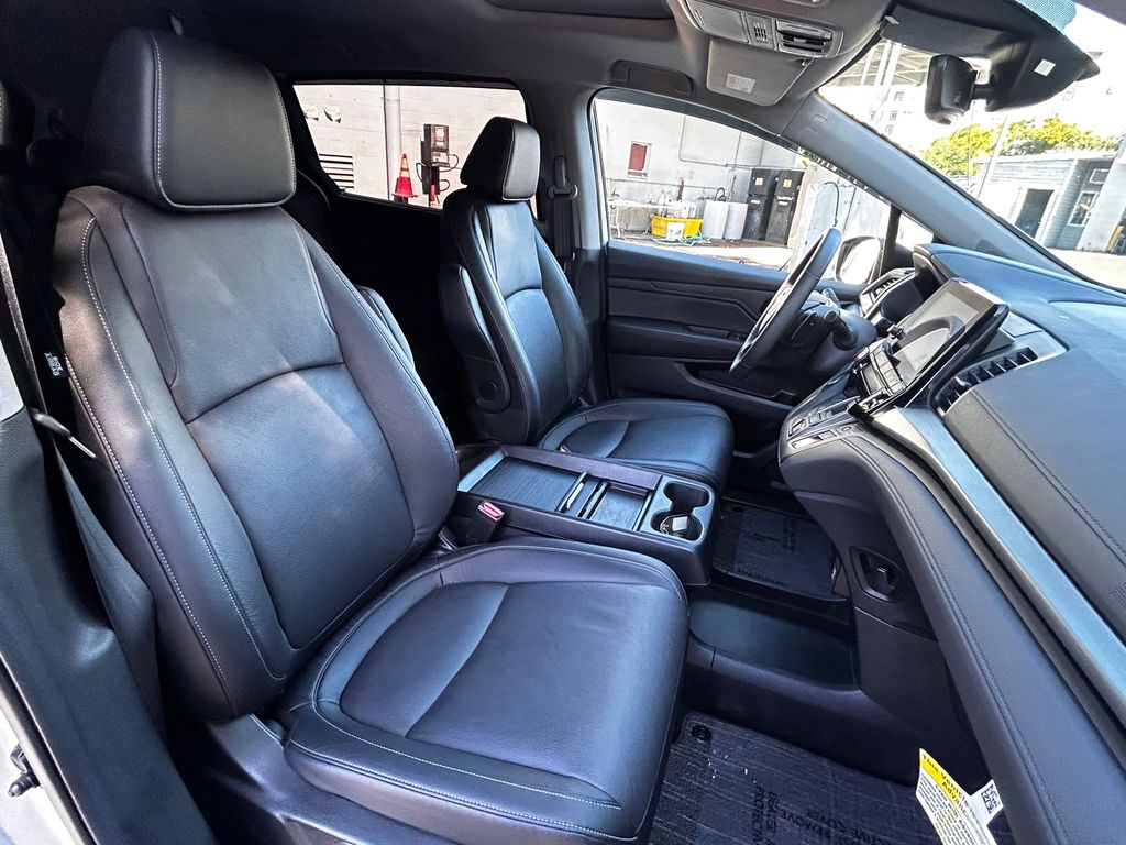 Thumbnail: 2024 Honda Odyssey - 11