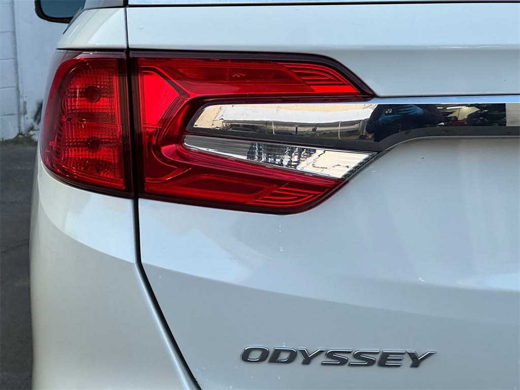 Thumbnail: 2018 Honda Odyssey - 20