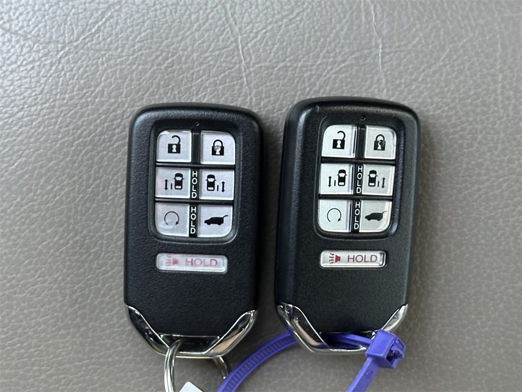 Thumbnail: 2020 Honda Odyssey - 17