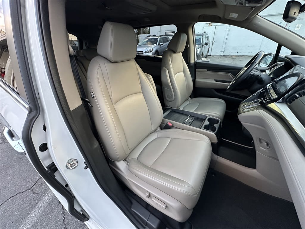 Thumbnail: 2020 Honda Odyssey - 22