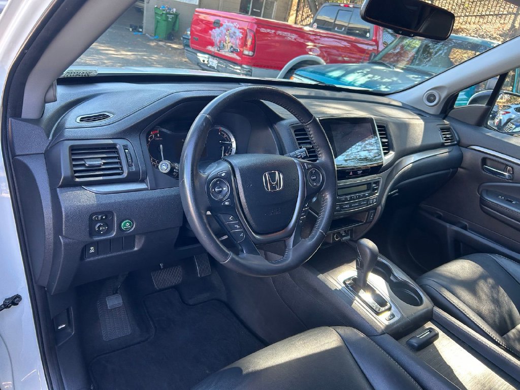 Thumbnail: 2018 Honda Pilot - 2