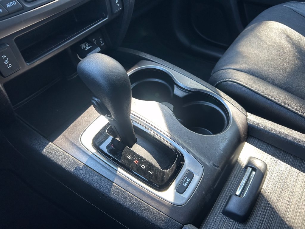 Thumbnail: 2018 Honda Pilot - 17