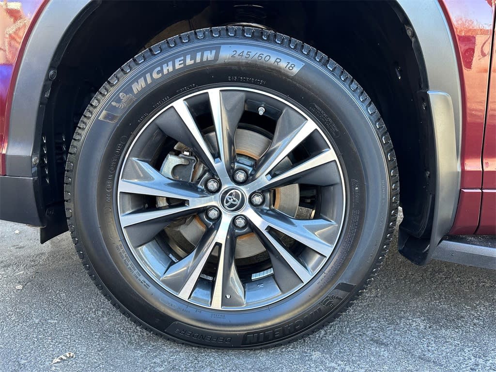 Thumbnail: 2016 Toyota Highlander - 7