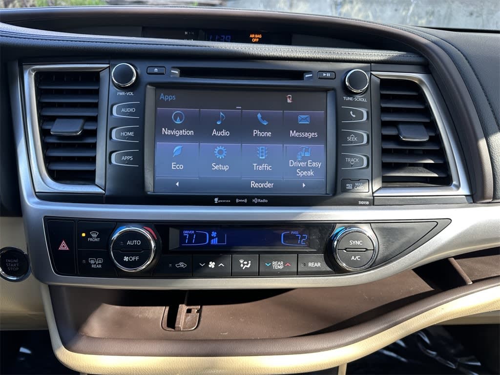 Thumbnail: 2016 Toyota Highlander - 14