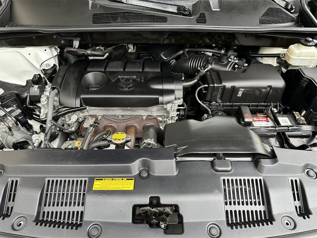 Thumbnail: 2013 Toyota Highlander - 9