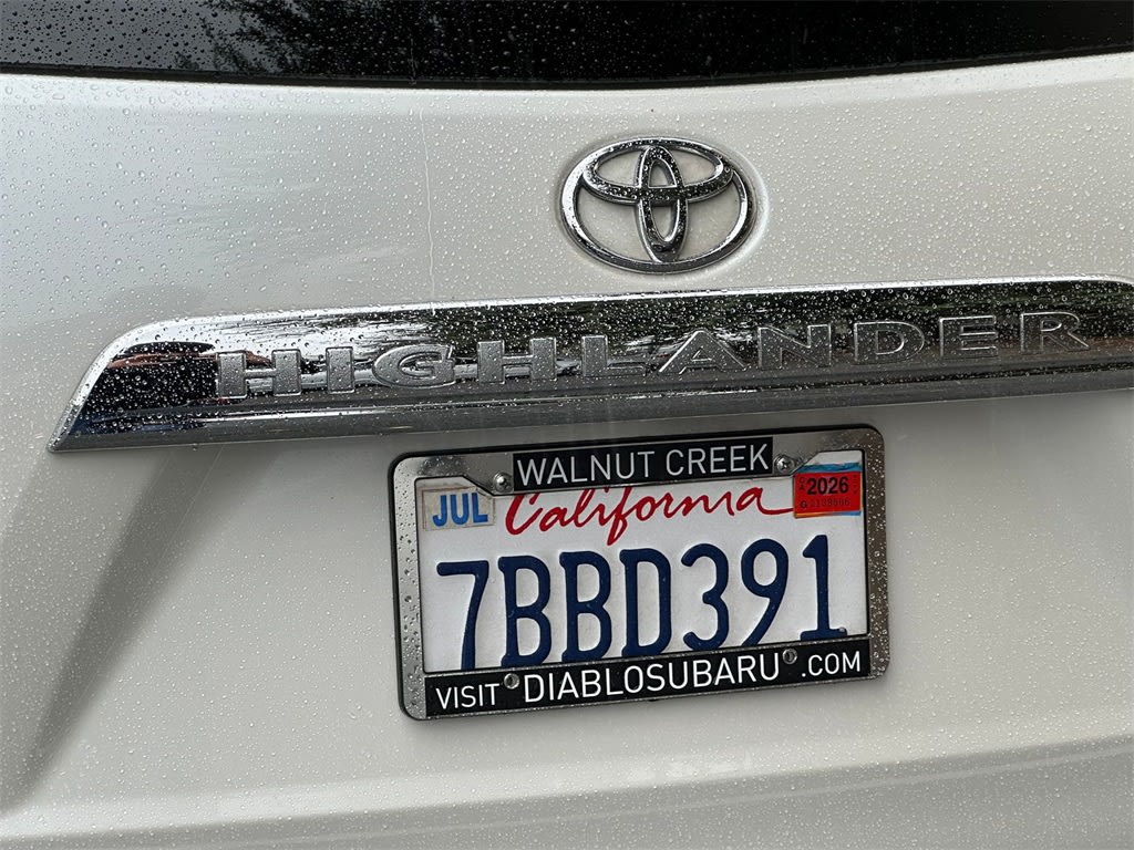 Thumbnail: 2013 Toyota Highlander - 7