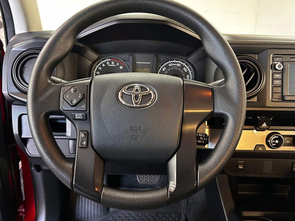 Thumbnail: 2017 Toyota Tacoma - 13