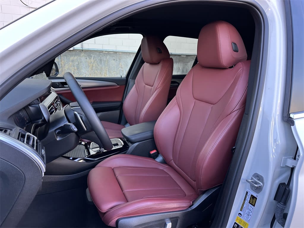 Thumbnail: 2023 BMW X3 - 11