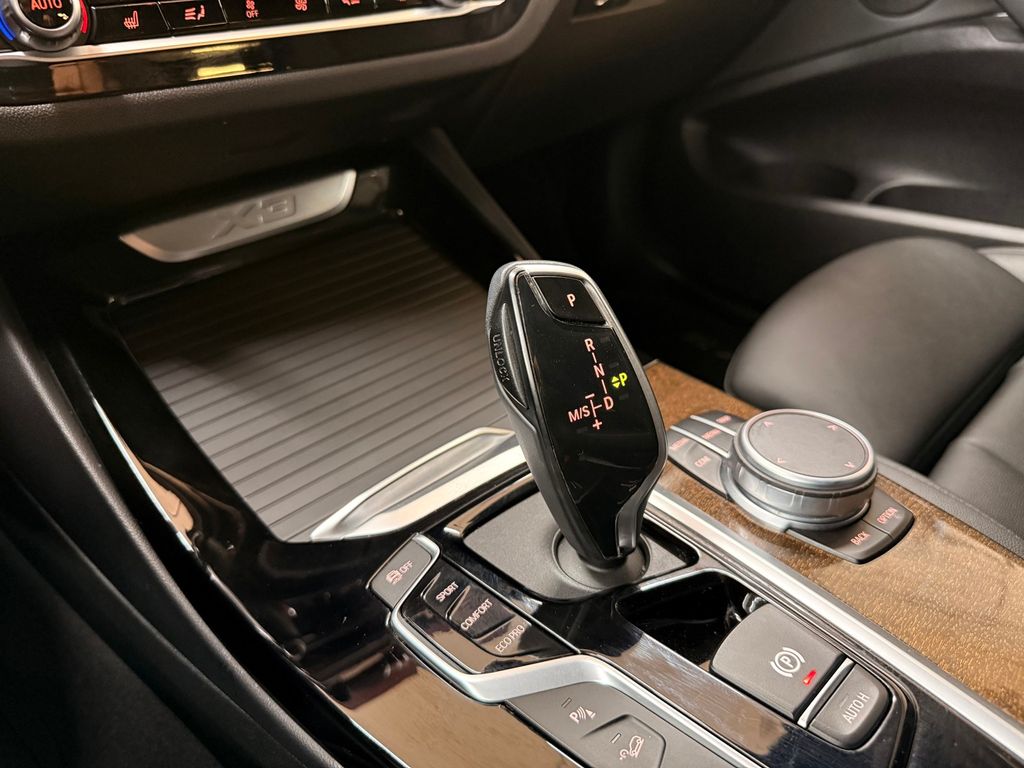 Thumbnail: 2019 BMW X3 - 14