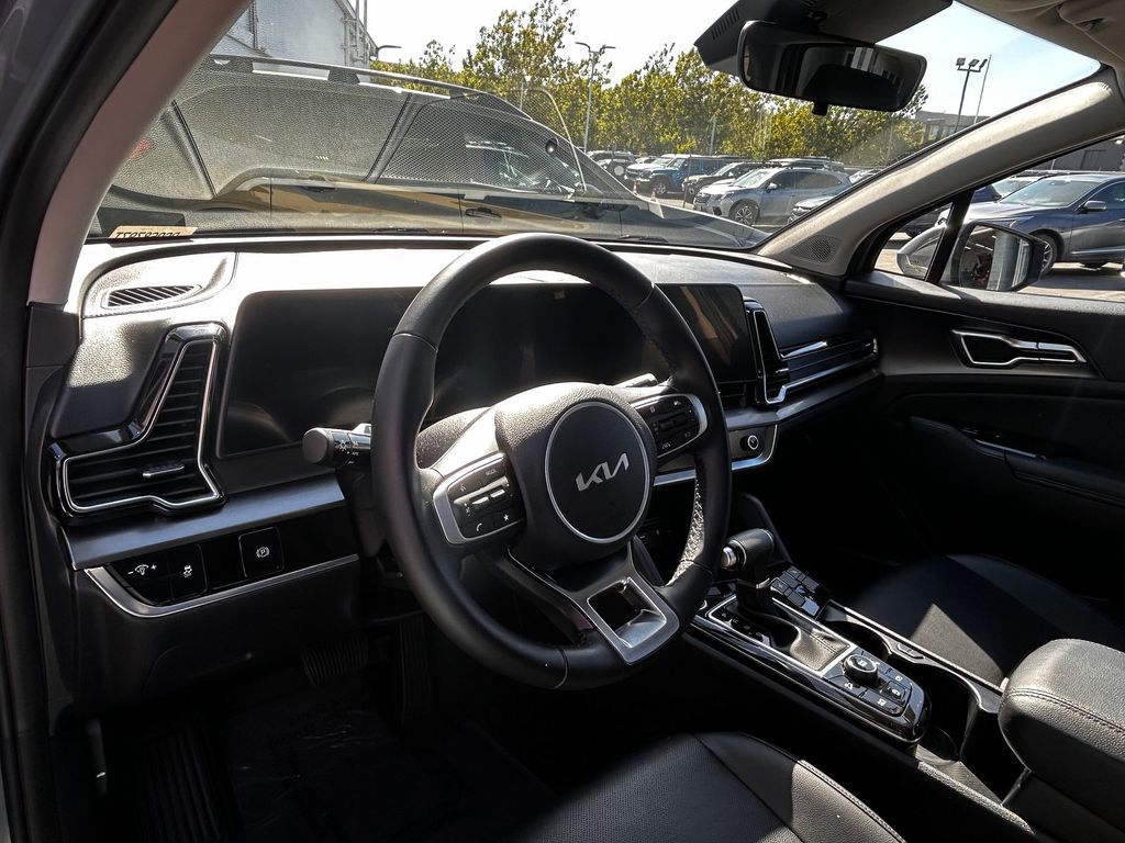 Thumbnail: 2023 Kia Sportage - 2