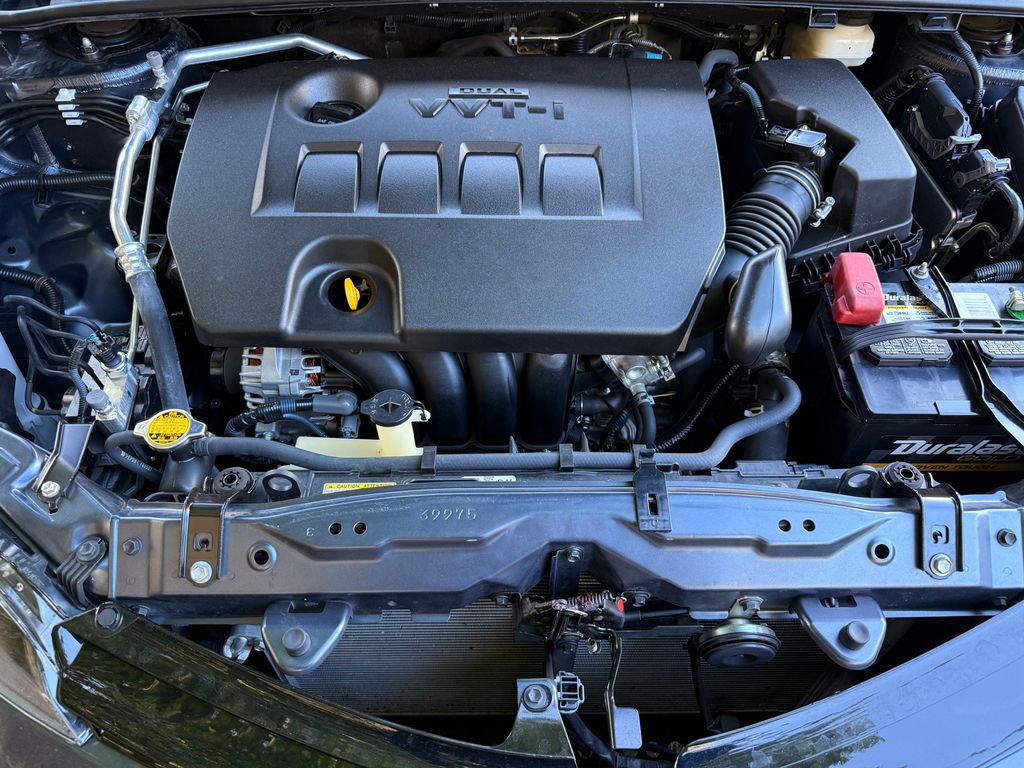 Thumbnail: 2017 Toyota Corolla - 8