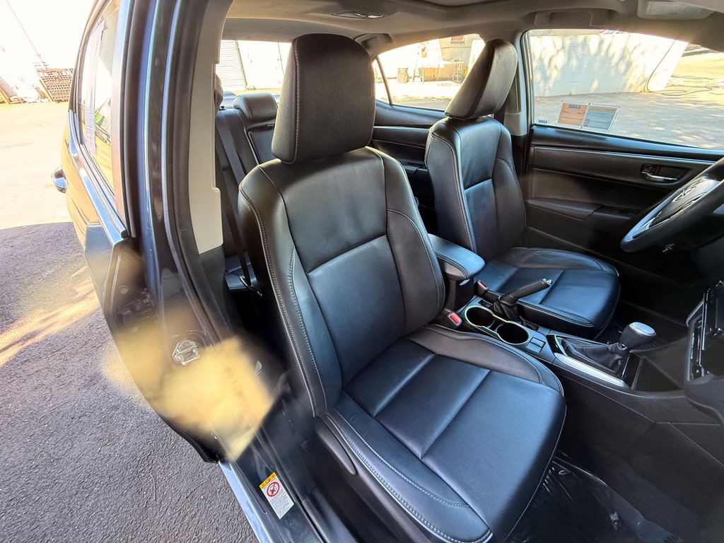 Thumbnail: 2017 Toyota Corolla - 22