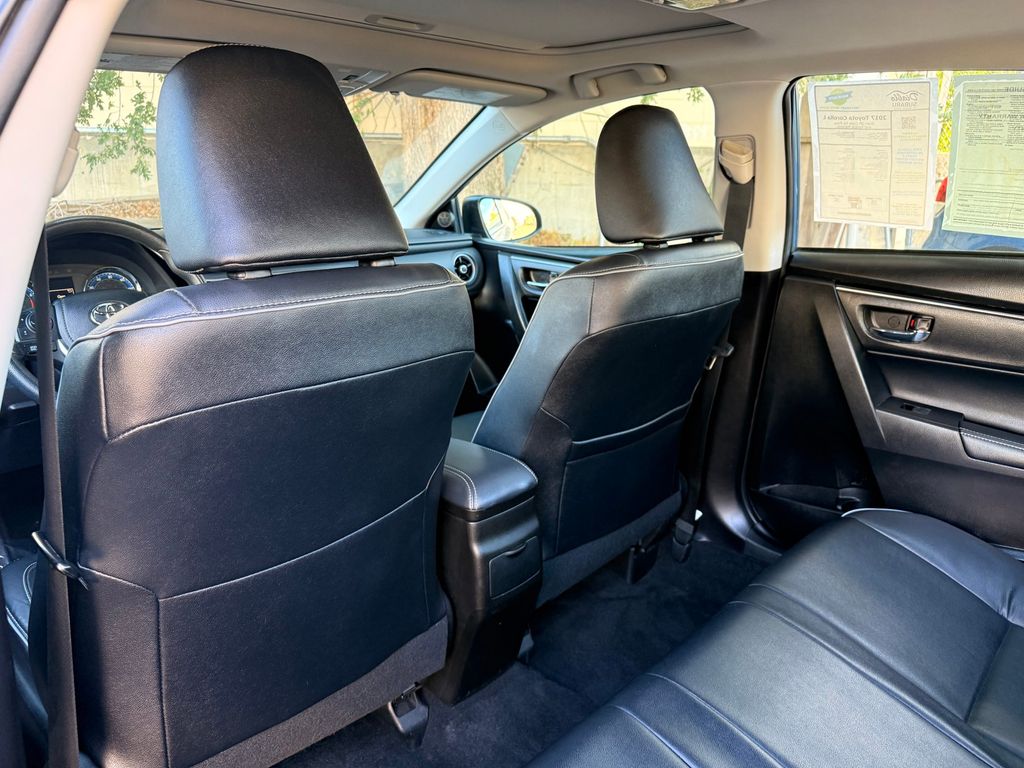 Thumbnail: 2017 Toyota Corolla - 11