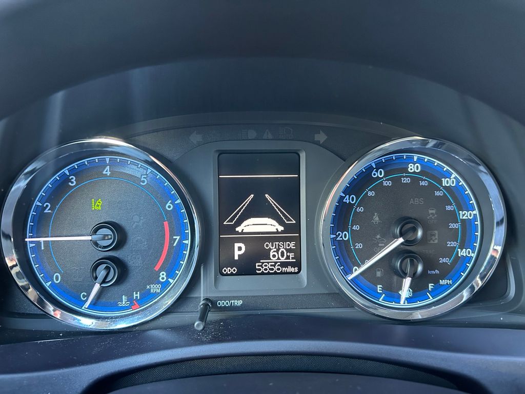 Thumbnail: 2019 Toyota Corolla - 17