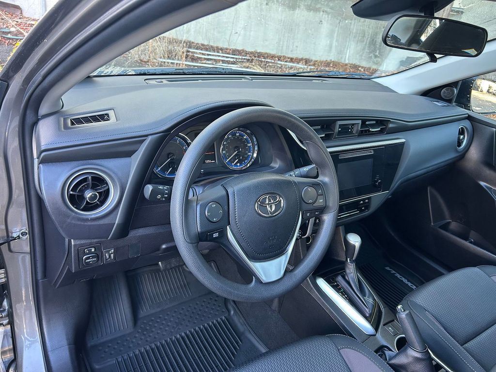 Thumbnail: 2019 Toyota Corolla - 2