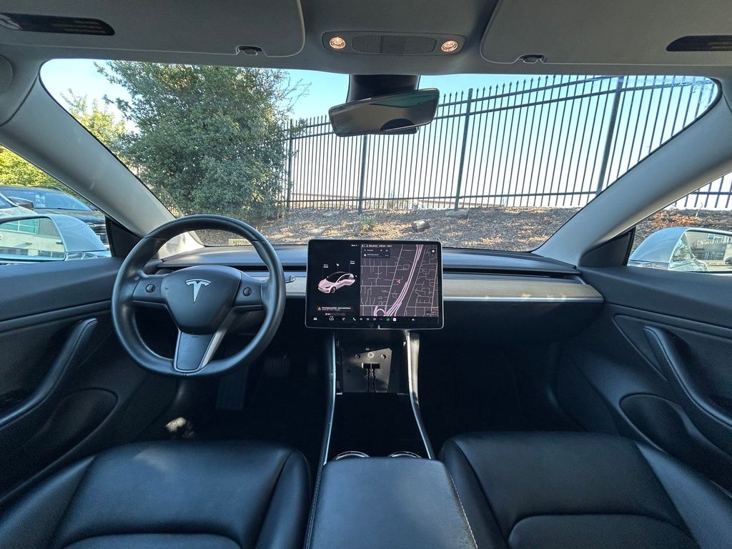 Thumbnail: 2018 Tesla Model 3 - 8