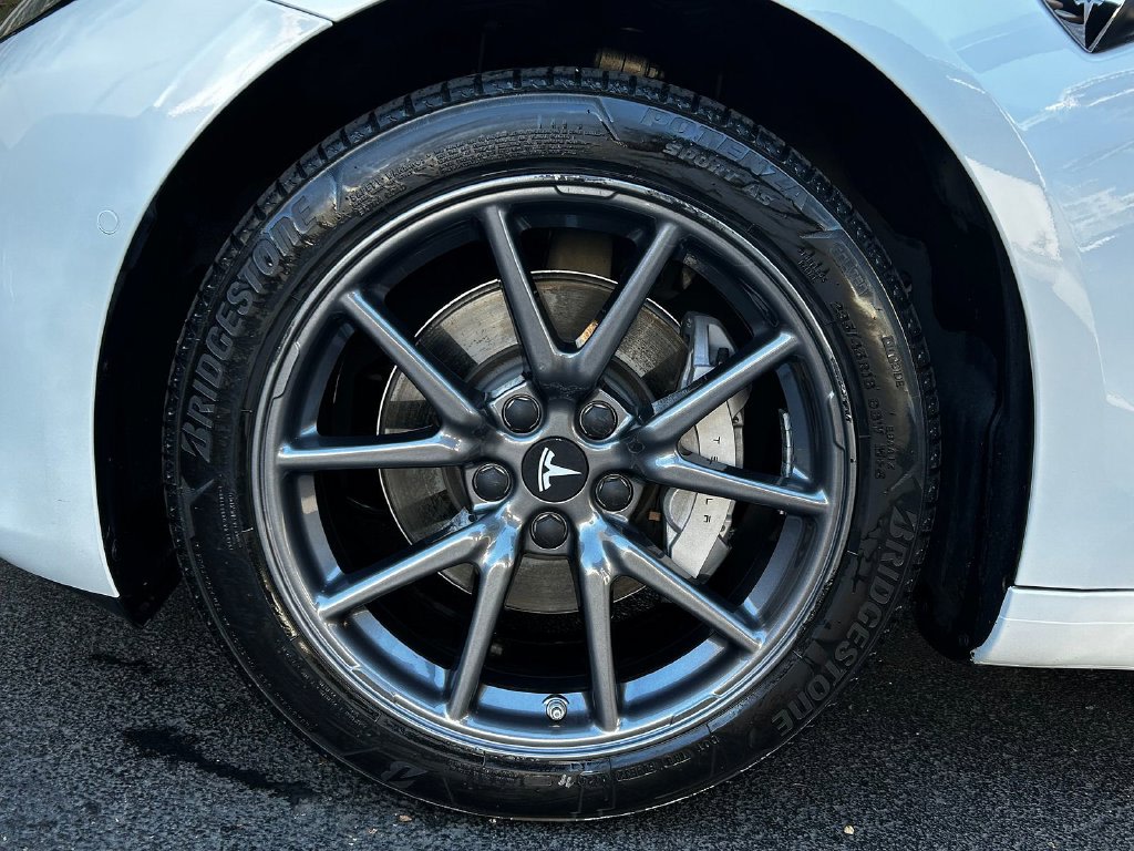 Thumbnail: 2020 Tesla Model 3 - 7