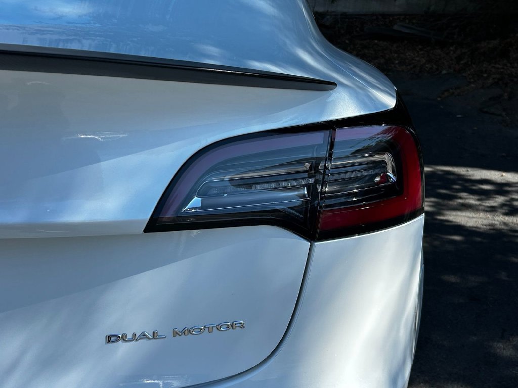 Thumbnail: 2020 Tesla Model 3 - 17