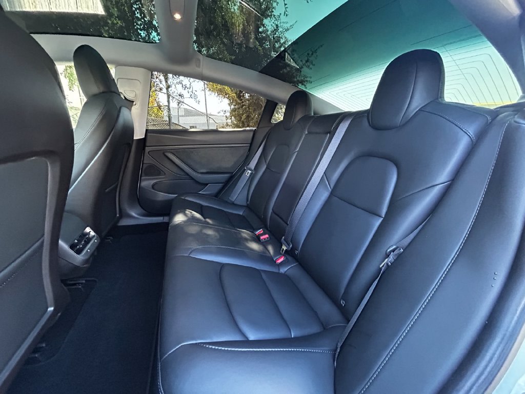 Thumbnail: 2020 Tesla Model 3 - 19