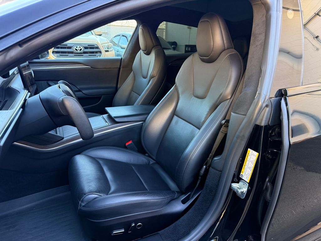 Thumbnail: 2021 Tesla Model S - 8