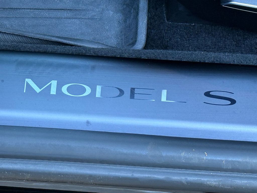Thumbnail: 2021 Tesla Model S - 5