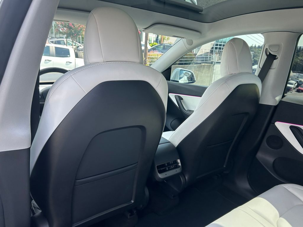 Thumbnail: 2021 Tesla Model Y - 12